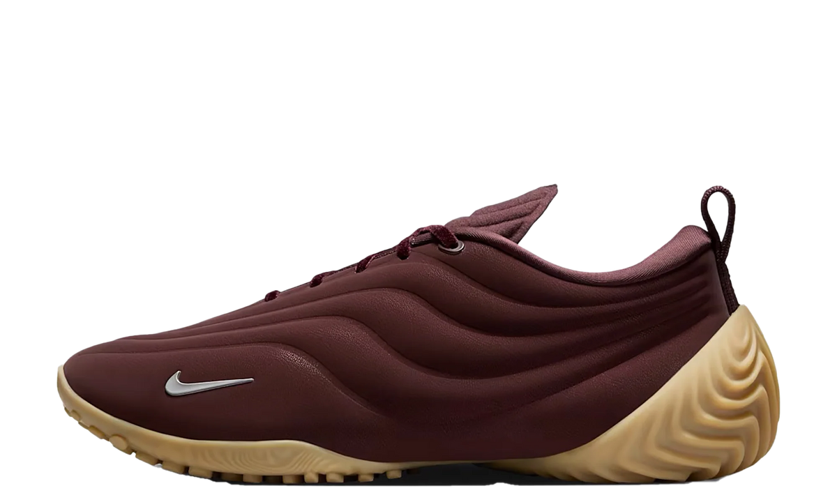 Astra Ultra WMNS"Burgundy Crush/ Gum" FZ5778 600
