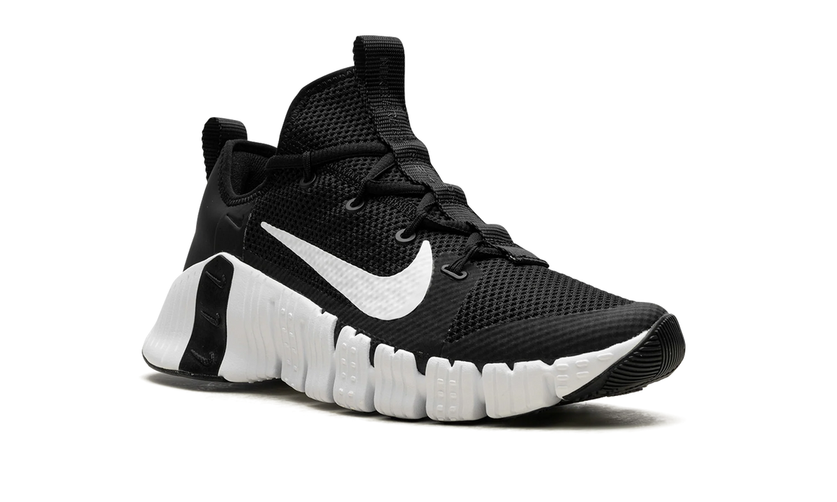 FREE METCON 3 WMNS"Black/ White" CJ6314 010