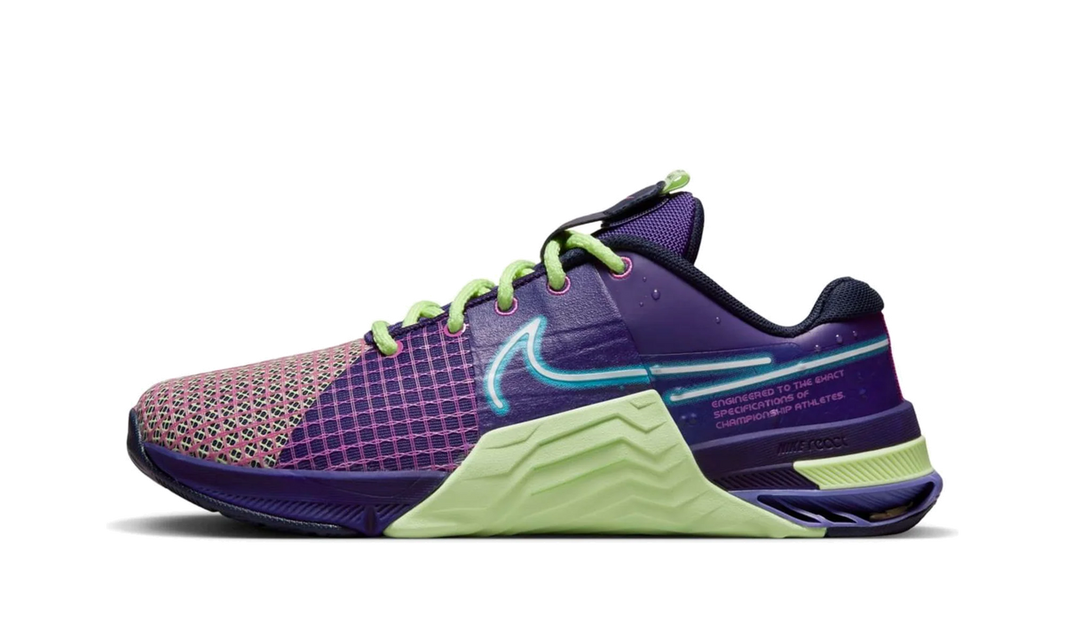 Metcon 8 AMP Wmns"Deep Purple" DV1168 500