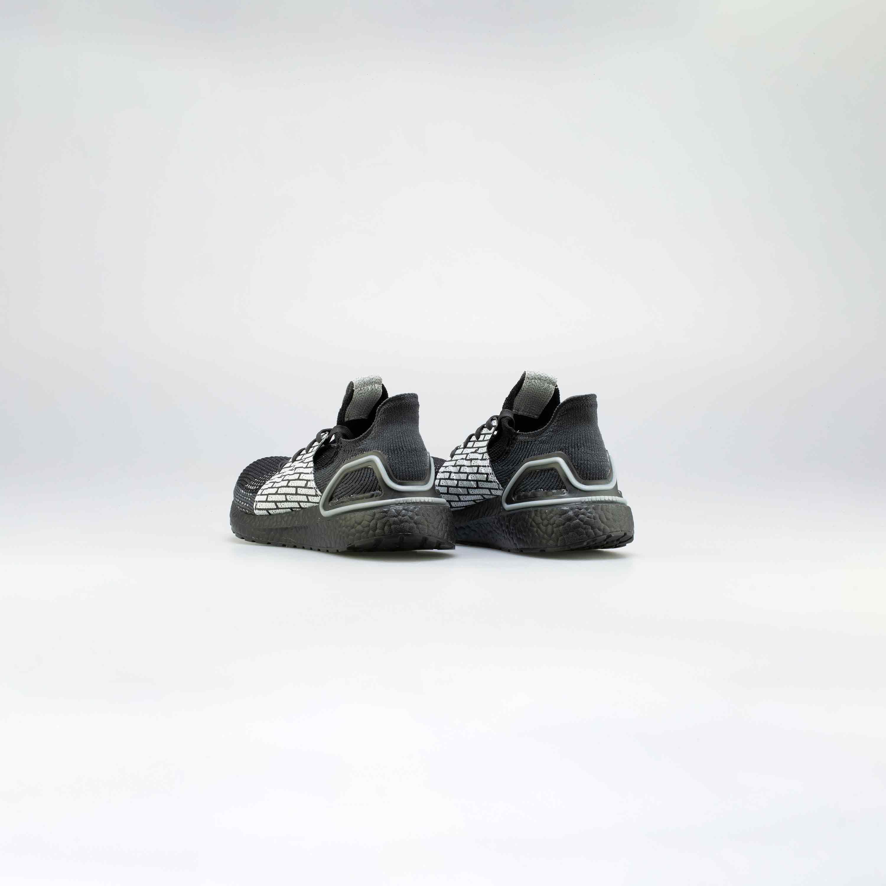 Nbhd Ultraboost 19 Mens Running Shoe Black Black White