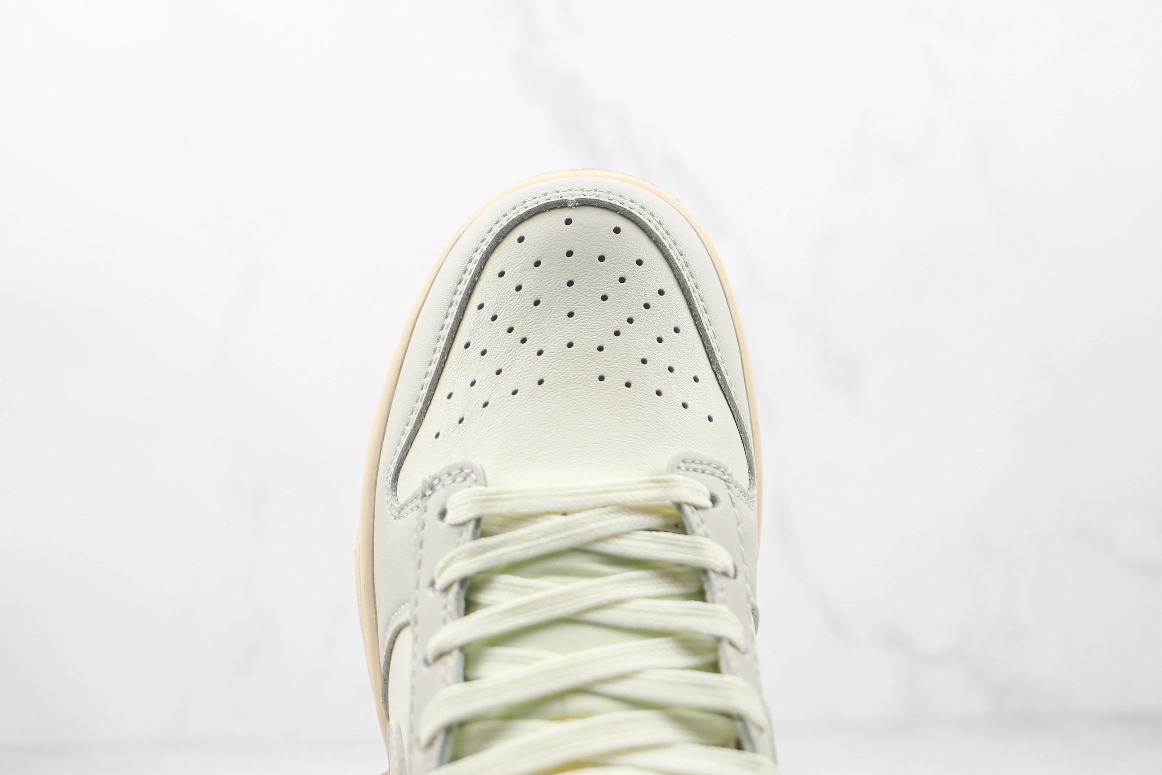 Nike Dunk Low Light Bone