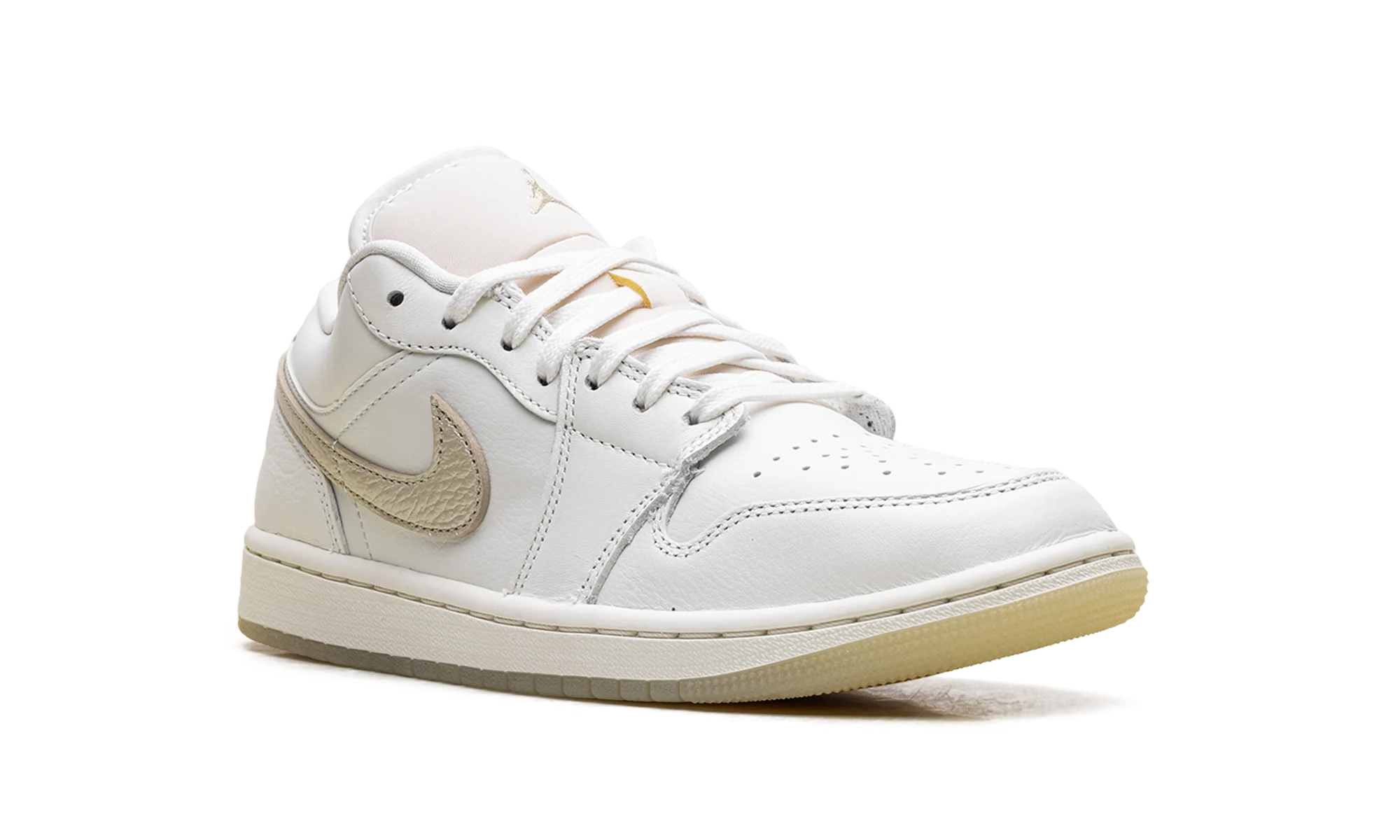 Jordan 1 Low SE WMNS "Metallic Team Gold" HV5157 100