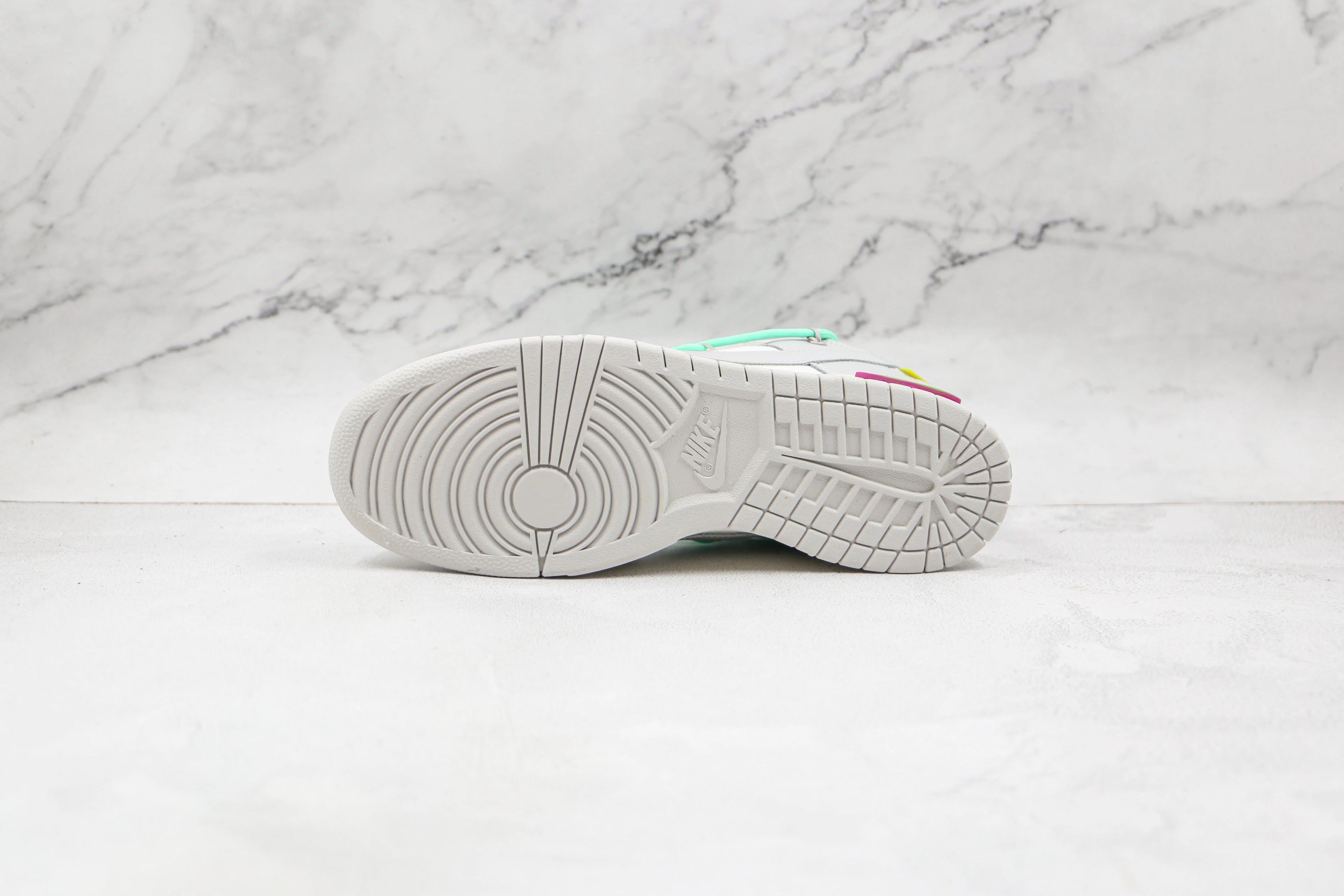 Nike Dunk Low Off White Lot 04
