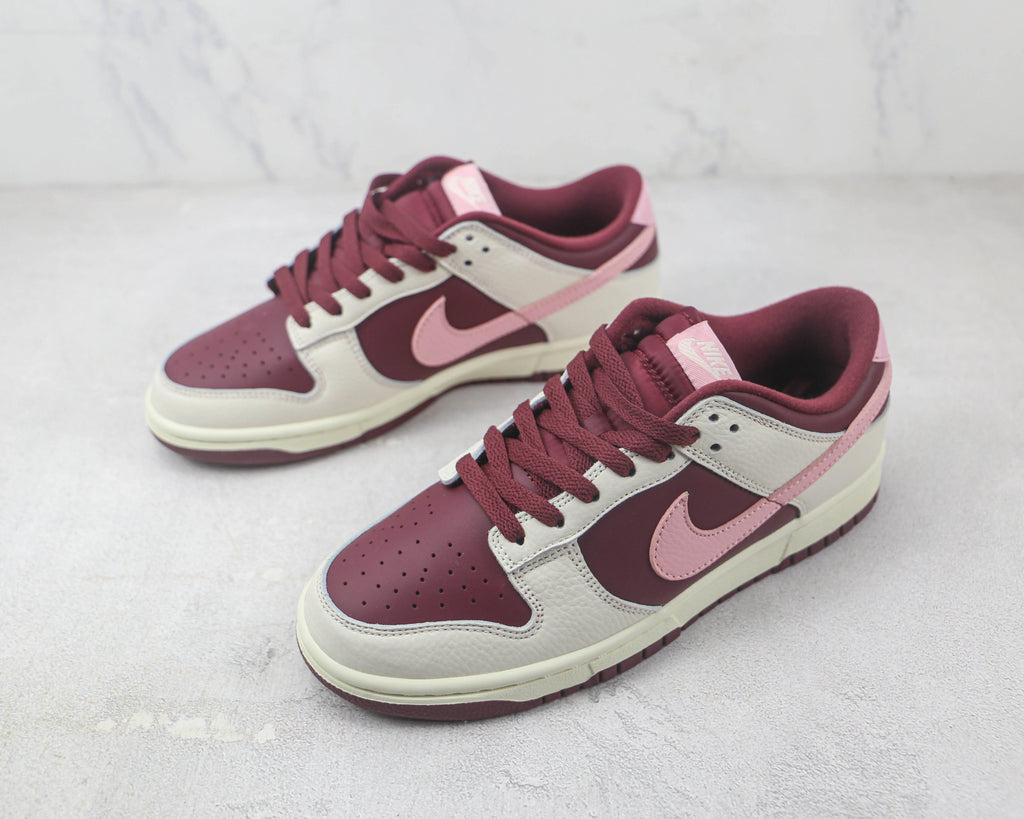 Nike Dunk Low Valentines Day