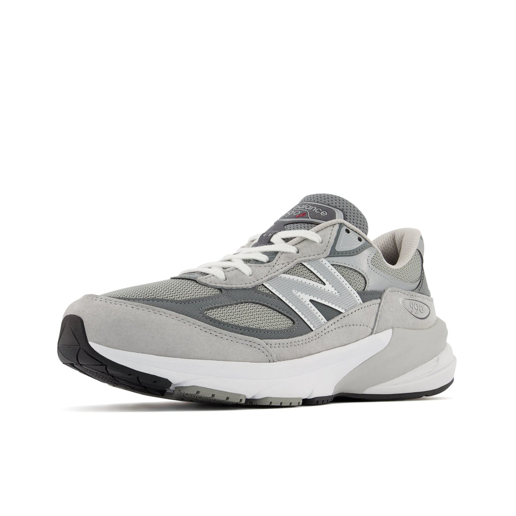 Men's Made in USA 990v6