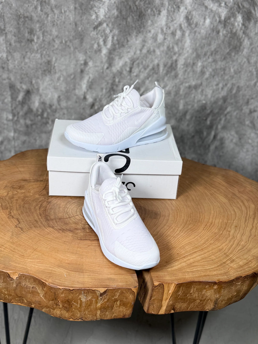 NIKE 270 MODELİ