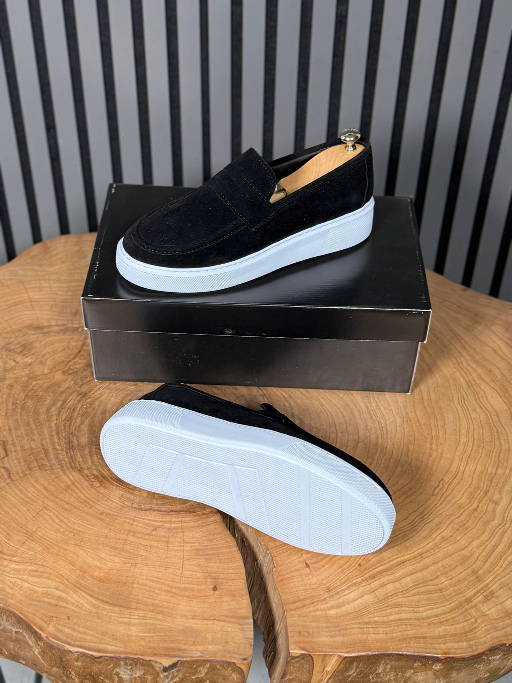 ZARA CASUAL MODEL