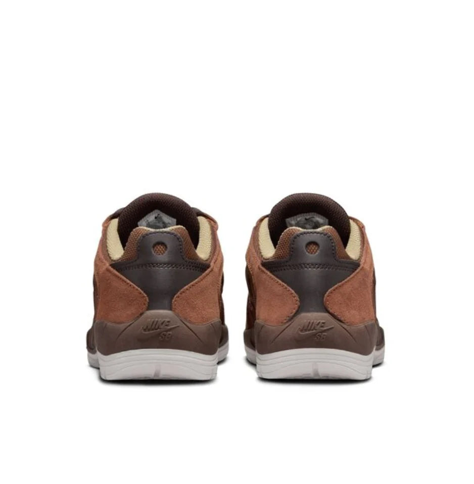 Nike SB Vertebrae Cacao Wow Dragon Red