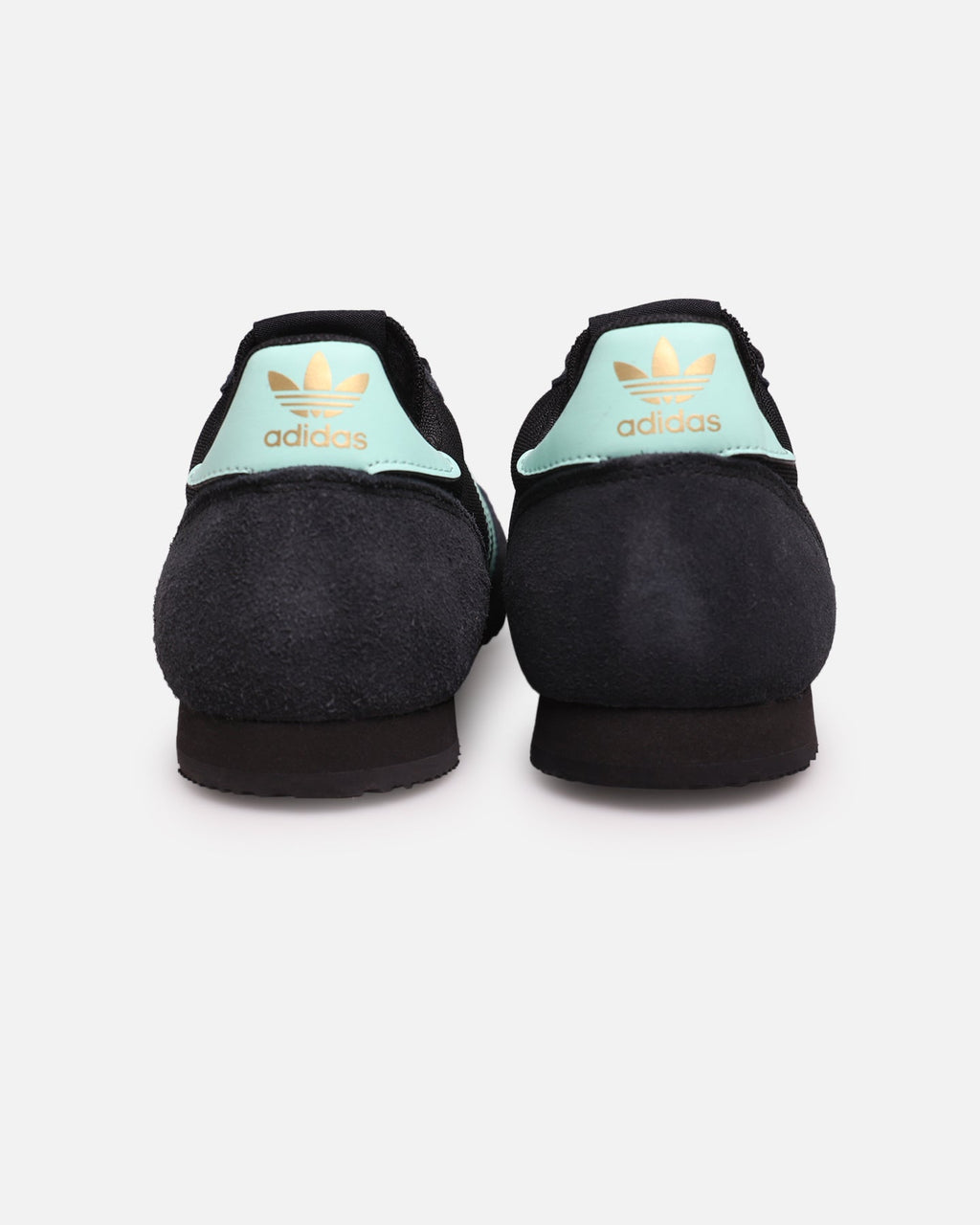 R71 Black/Mint
