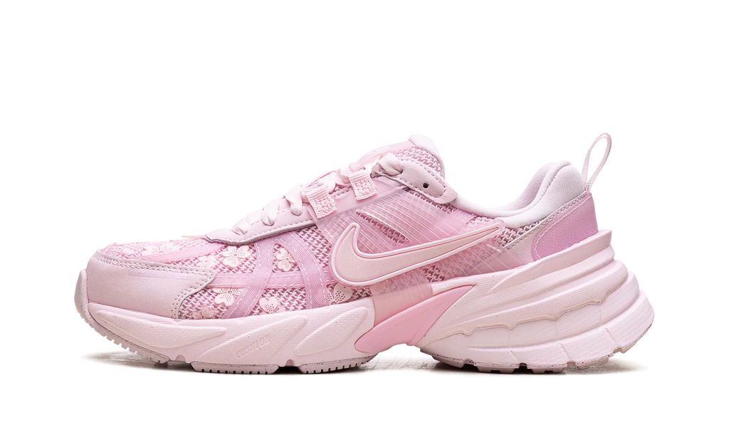 V2K Run WMNS"Pink Foam Arctic Pink" HJ5269 600