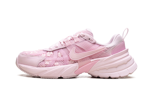 V2K Run WMNS"Pink Foam Arctic Pink" HJ5269 600