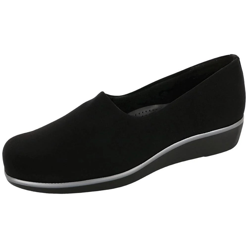 Women's Bliss Slip On Wedge in Black