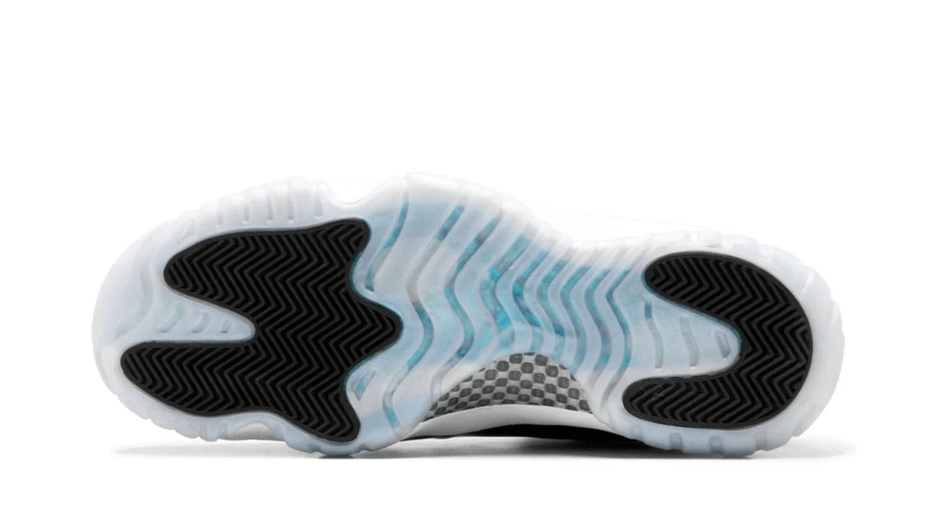 Air Jordan 11 Retro Low Easter Emerald