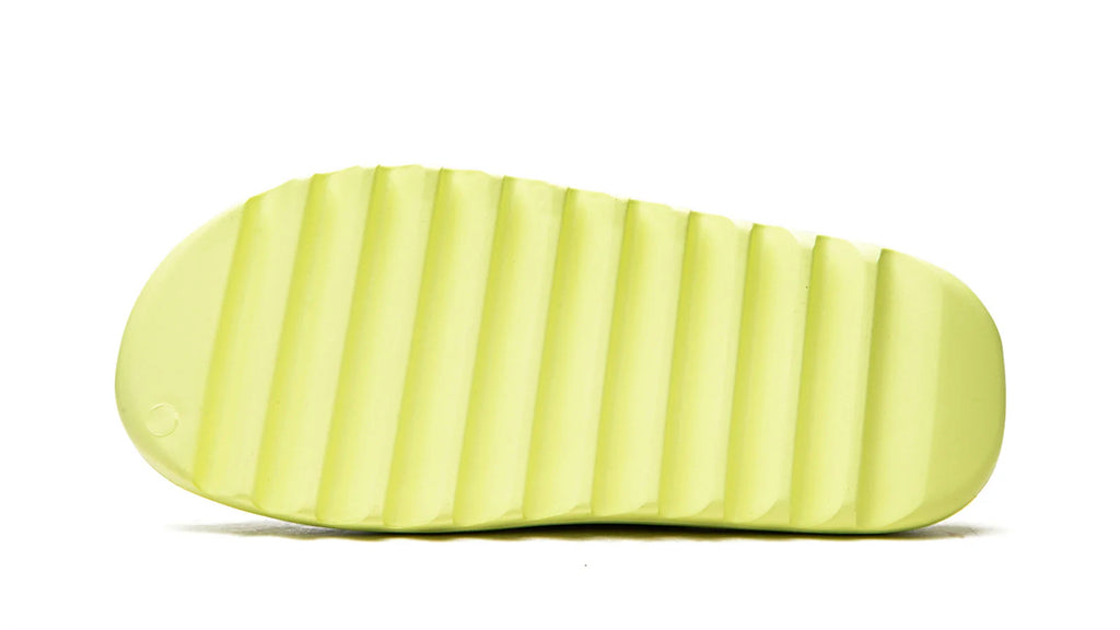 YEEZY SLIDE Glow