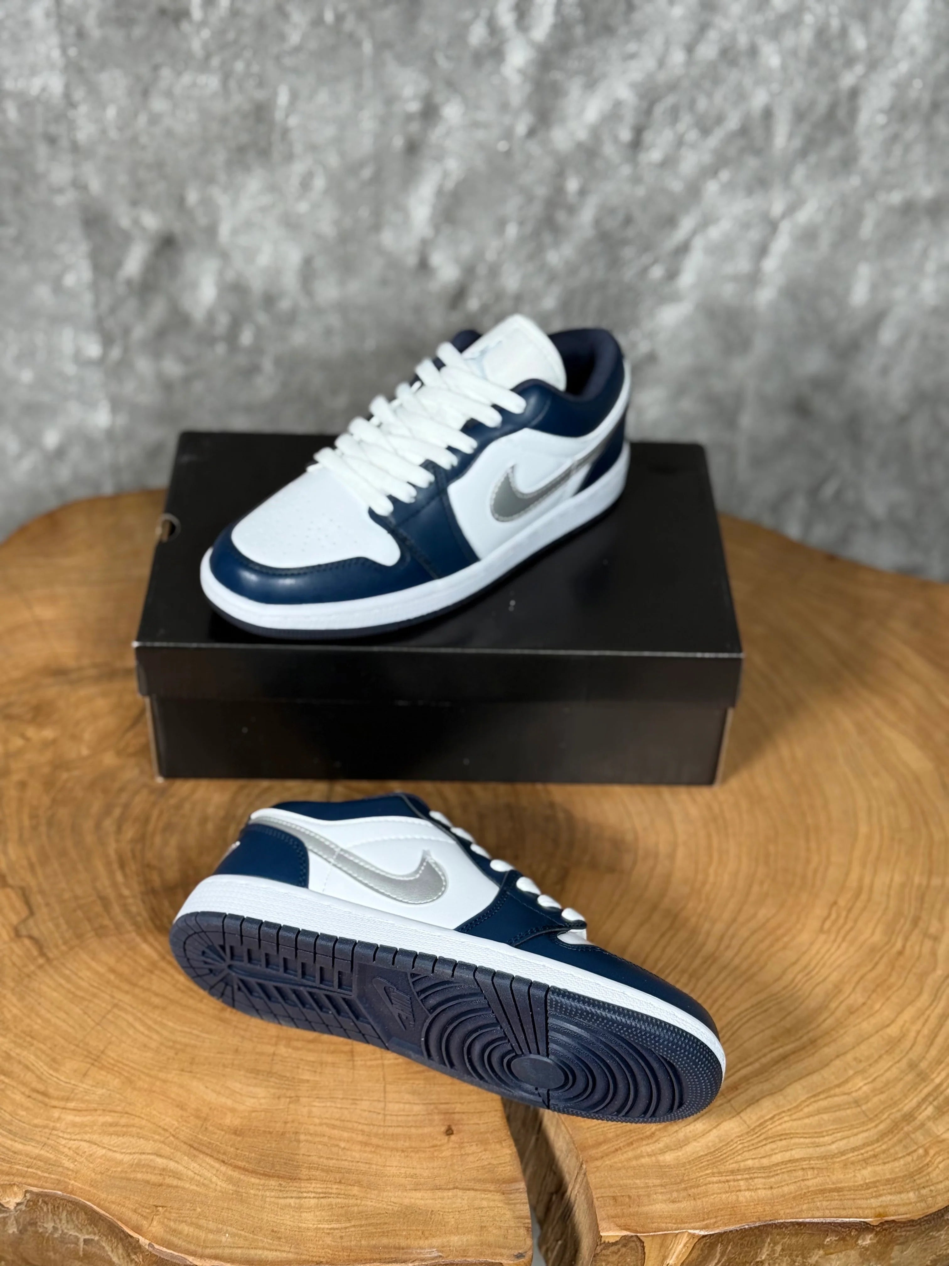 NIKE JORDON MODEL