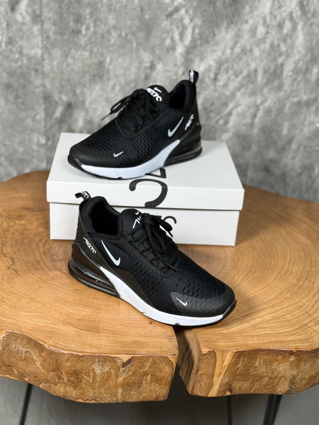 NIKE 270 MODELİ