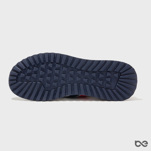 STRIVOR SNEAKER