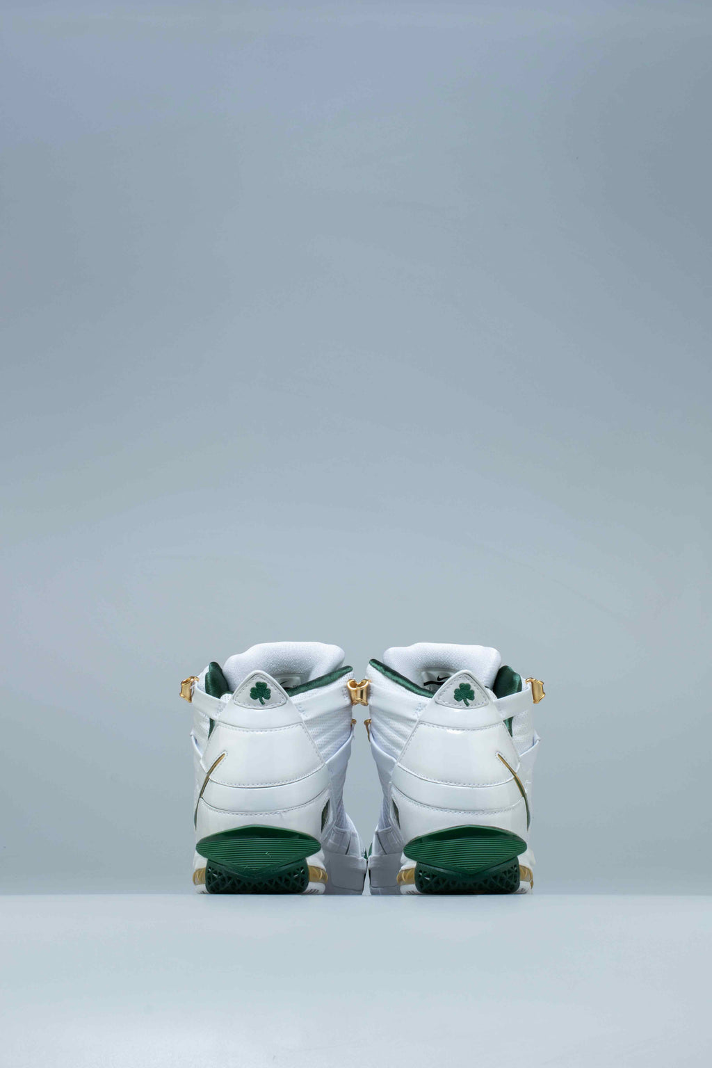 Lebron 3 QS Svsm Home Mens Basketball Shoe White Deep Forest Gold Dust