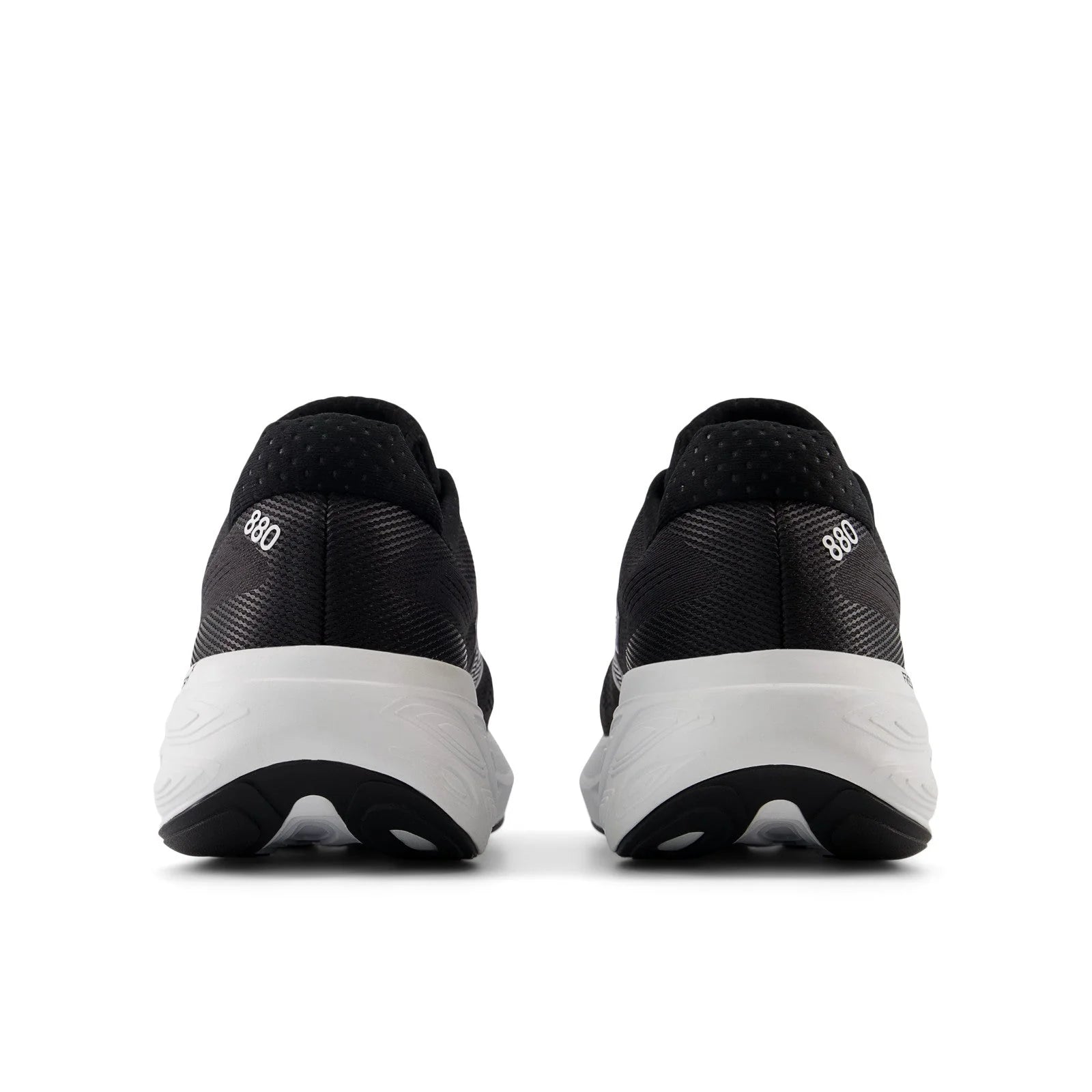 Men's Fresh Foam X 880v15 in Black with NB 103 White and Reflection