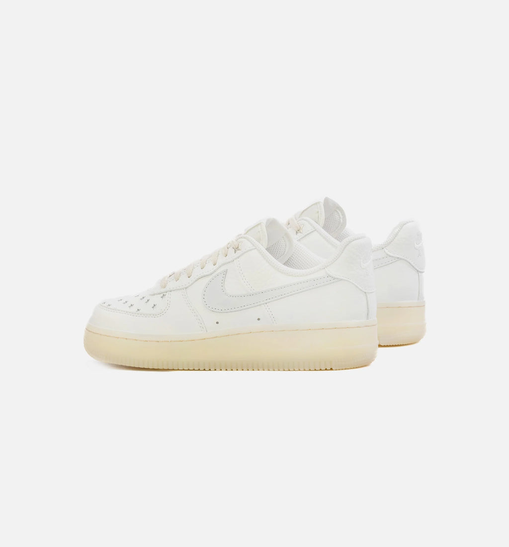 Air Force 1 Low Stars Womens Lifestyle Shoe Summit White Pure Platinum