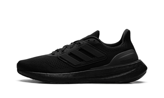 Pureboost 23 "Core Black" IF2375