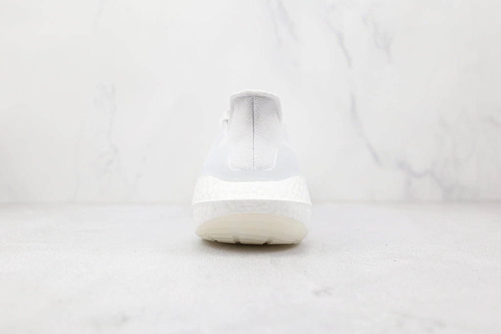 Adidas UltraBoost 22 Triple White