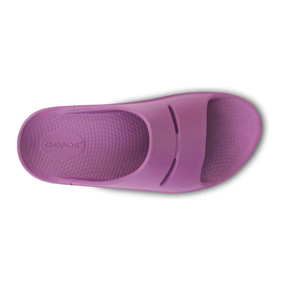 Unisex OOahh Slide Sandal in Plum