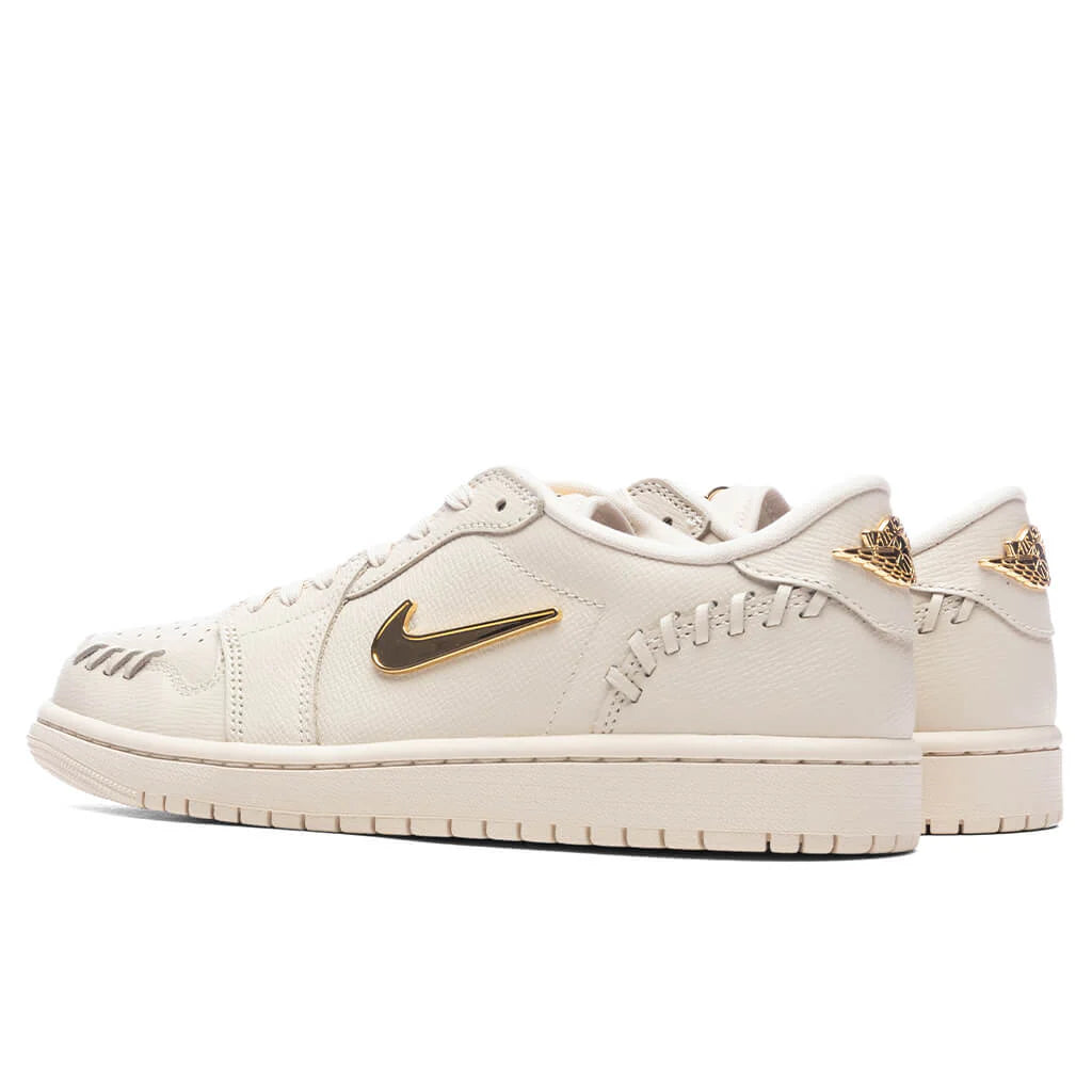 Womens Jordan 1 Low Method of Make Legend Light Brown Metallic Gold