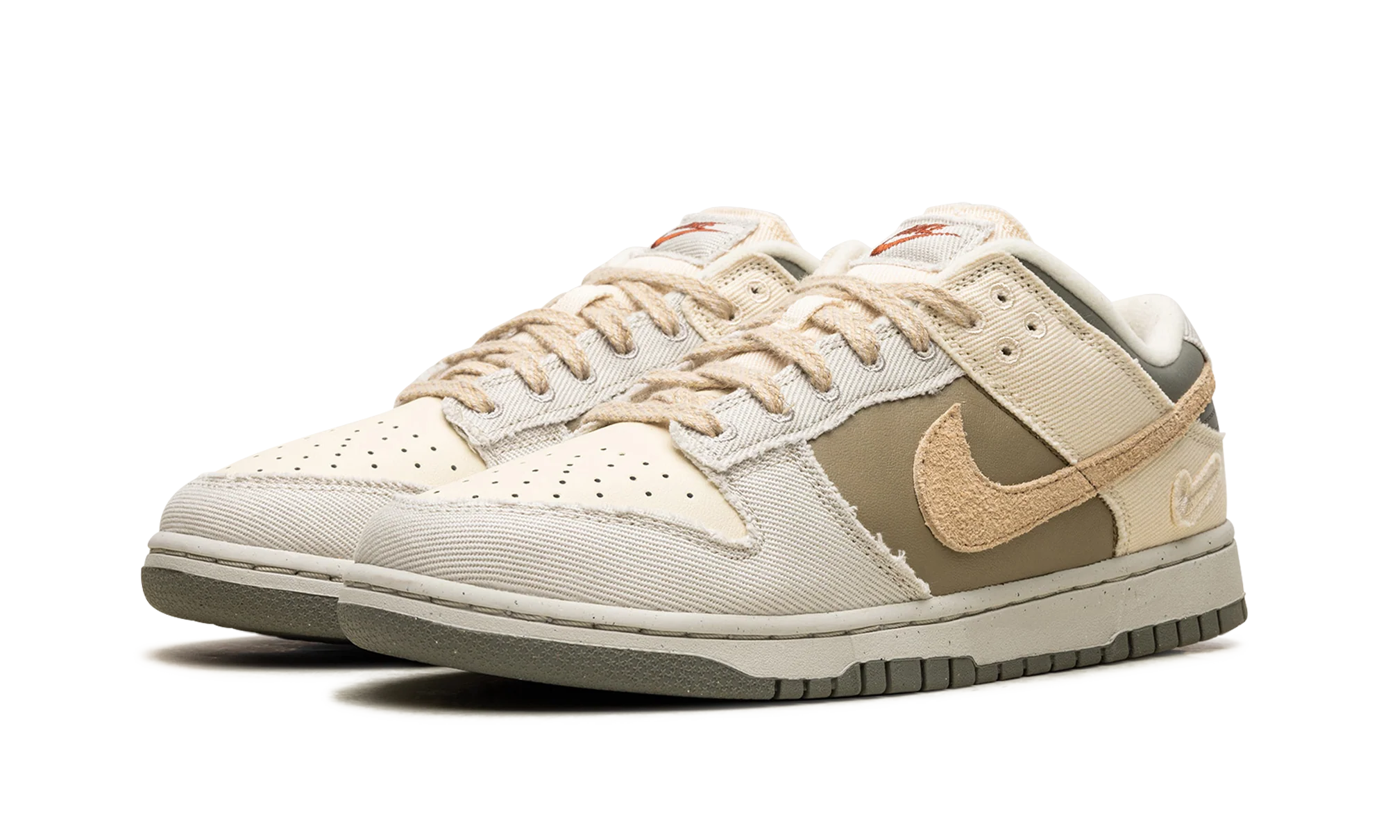 DUNK LOW WMNS"Light Bone Neutral Olive" FZ4341 100