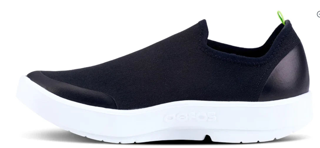 Womens Oofos OOmg eeZee Low Shoe