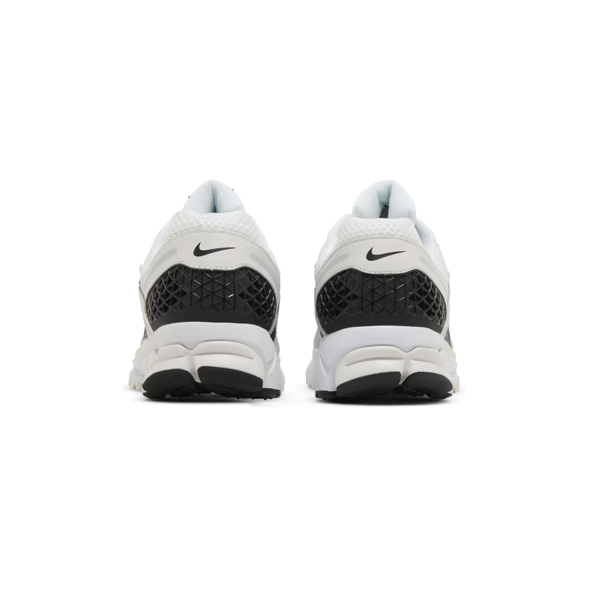 Zoom Vomero 5 'White Black' (2024)