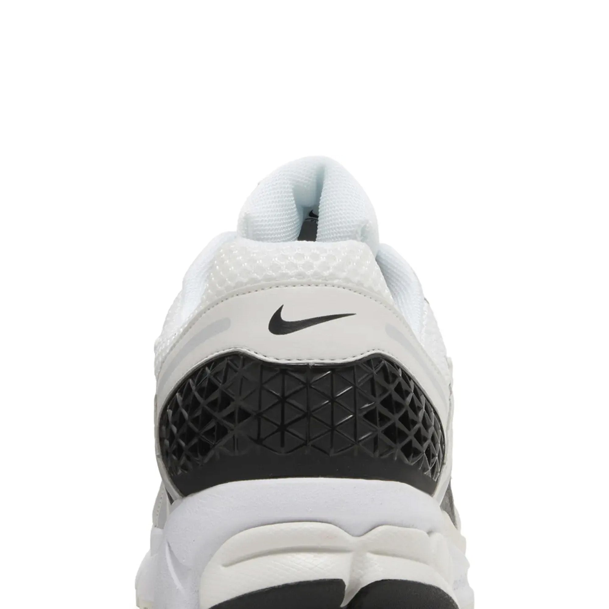 Zoom Vomero 5 'White Black' (2024)