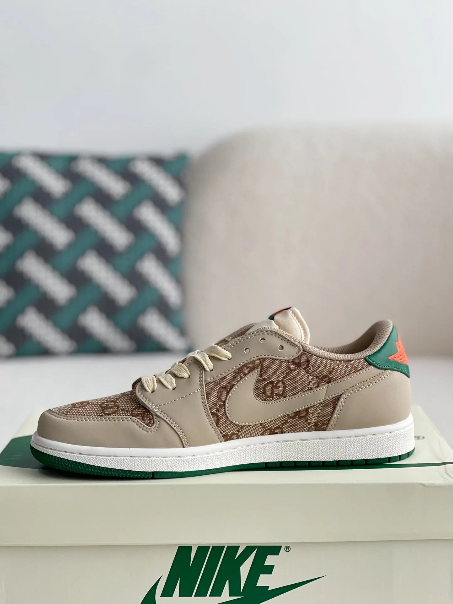 Gucci x Nike Dunk Low Sneaker