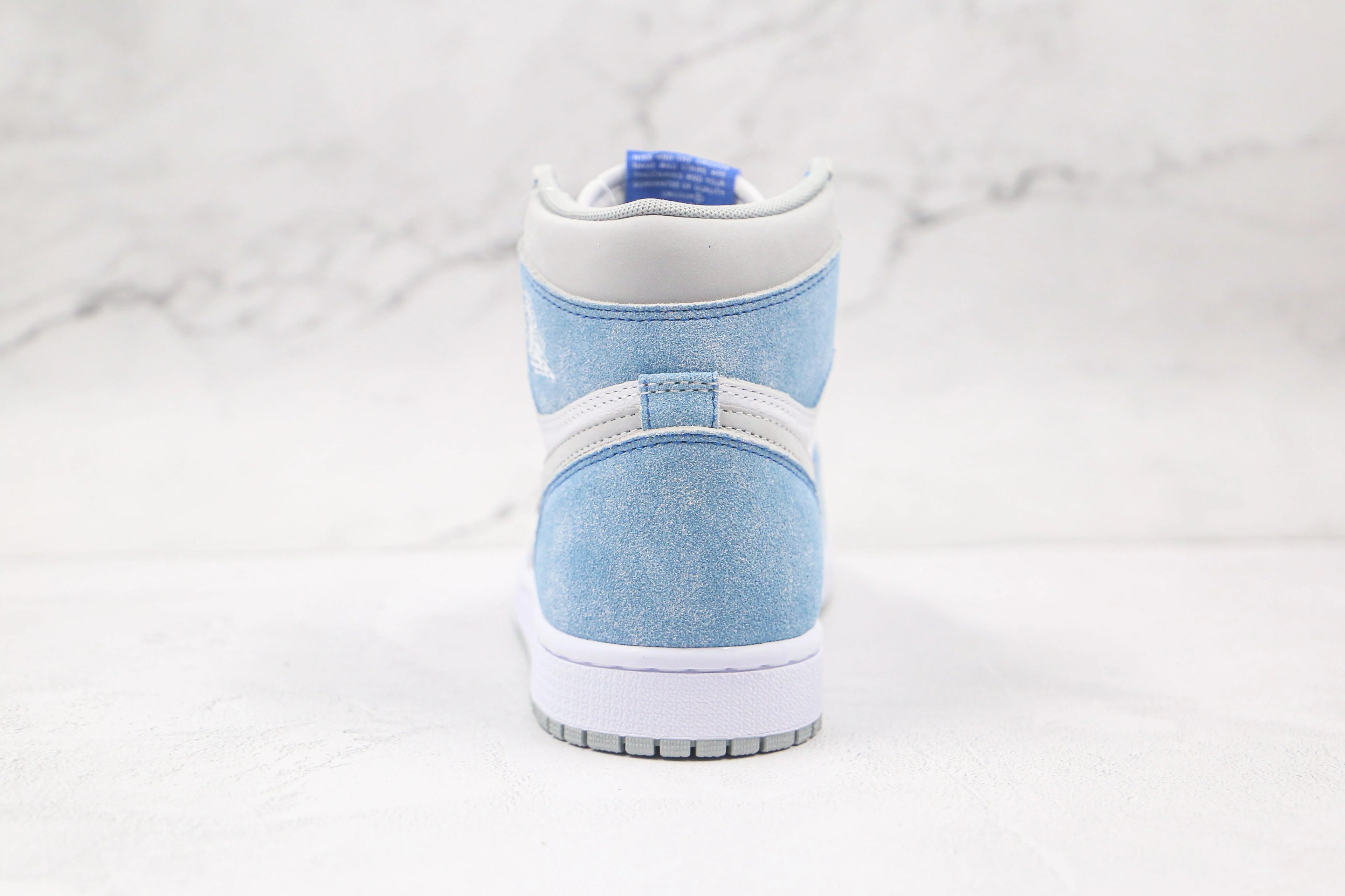 Jordan 1 Retro High Hyper Royal Smoke Grey