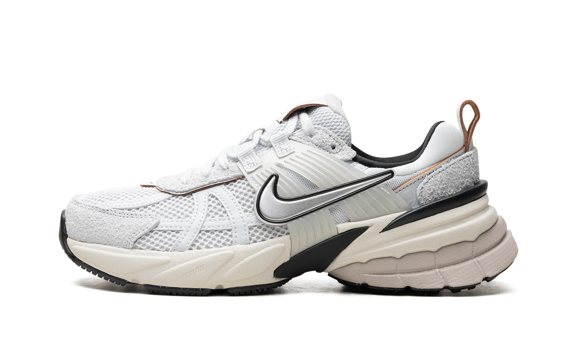 V2K Run WMNS"Pure Platinum/ Chrome" FN6703 002