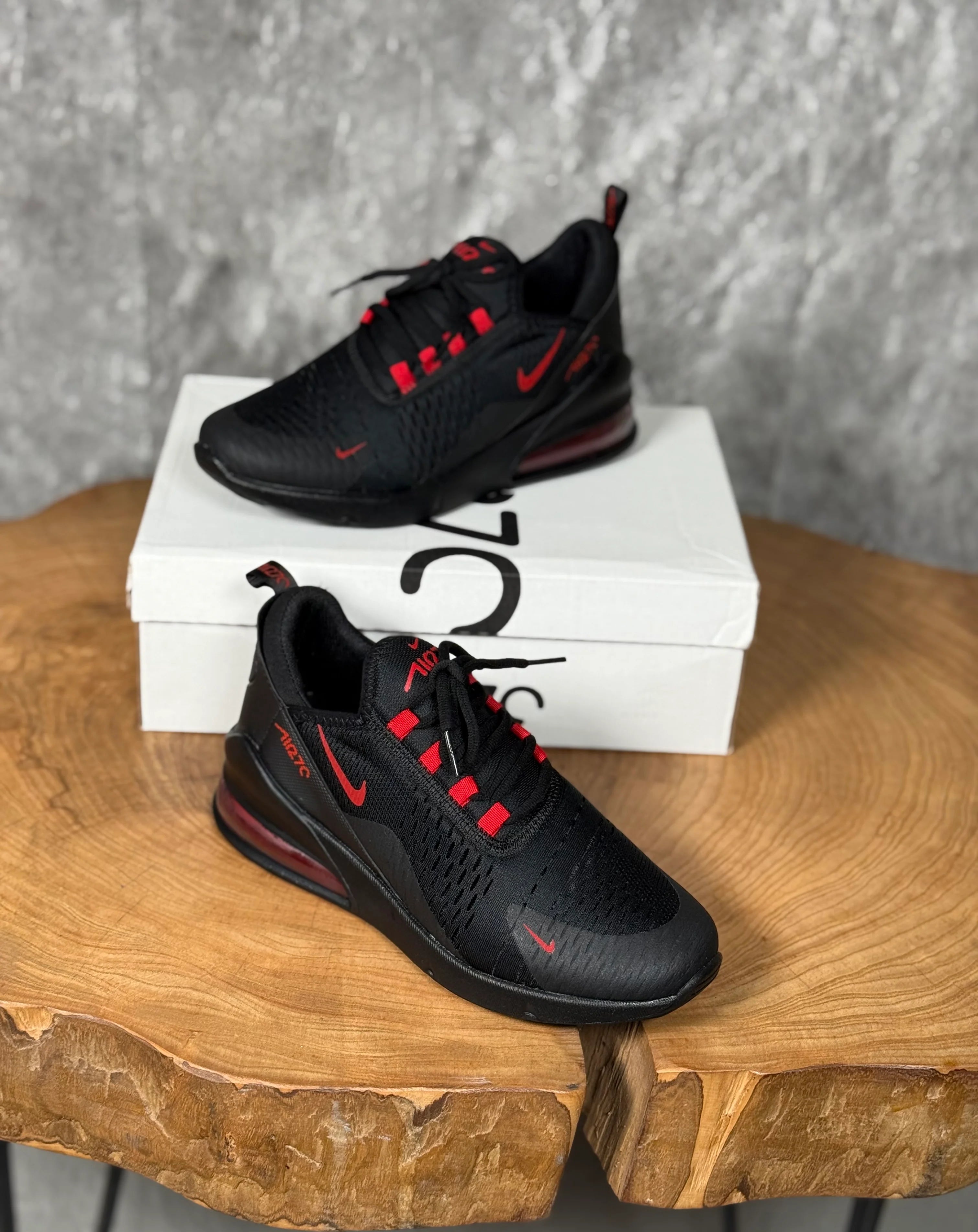 NIKE 270 MODELİ