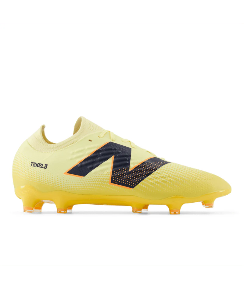 New Balance Tekela Magia Low Laced Firm Ground V4