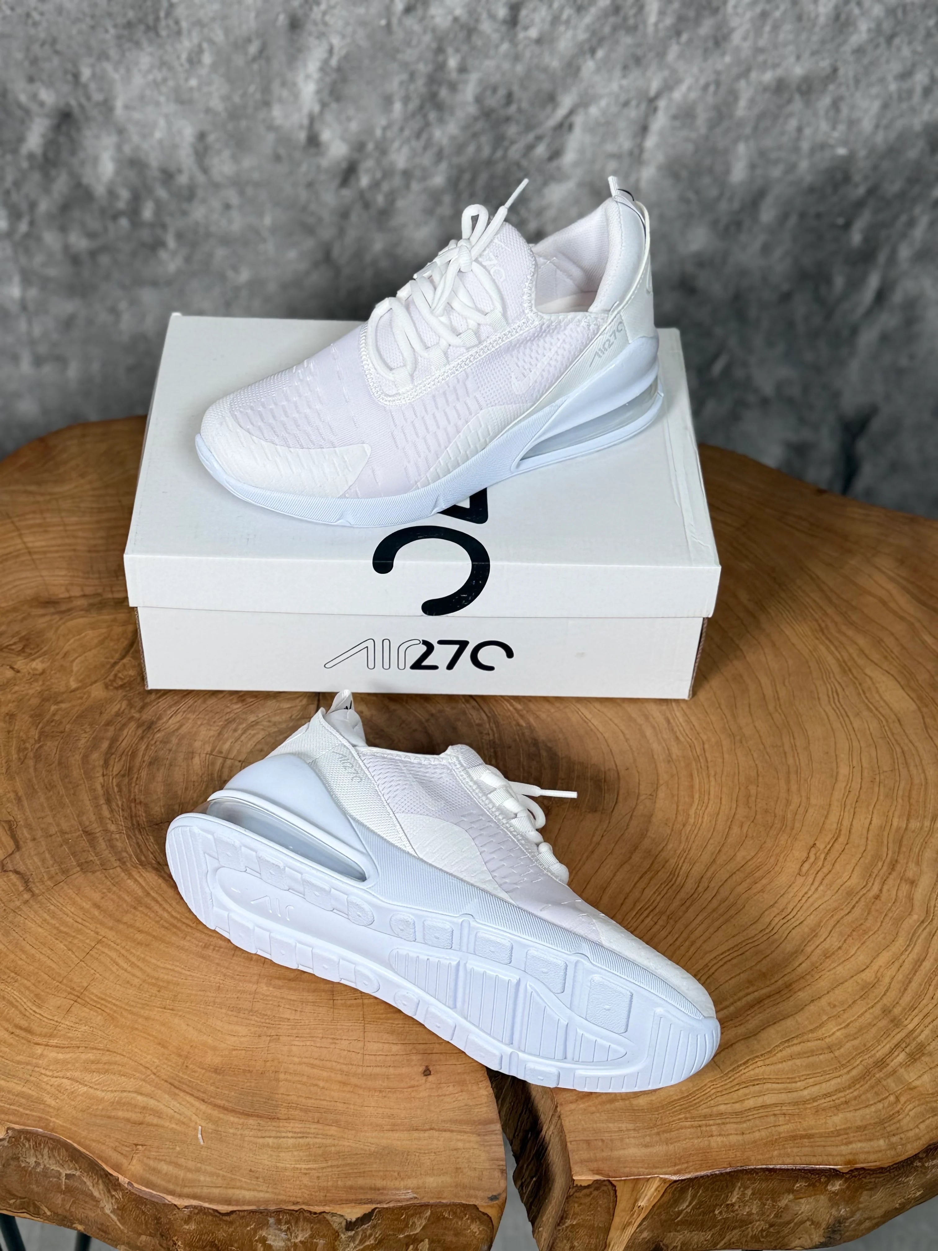 NIKE 270 MODELİ