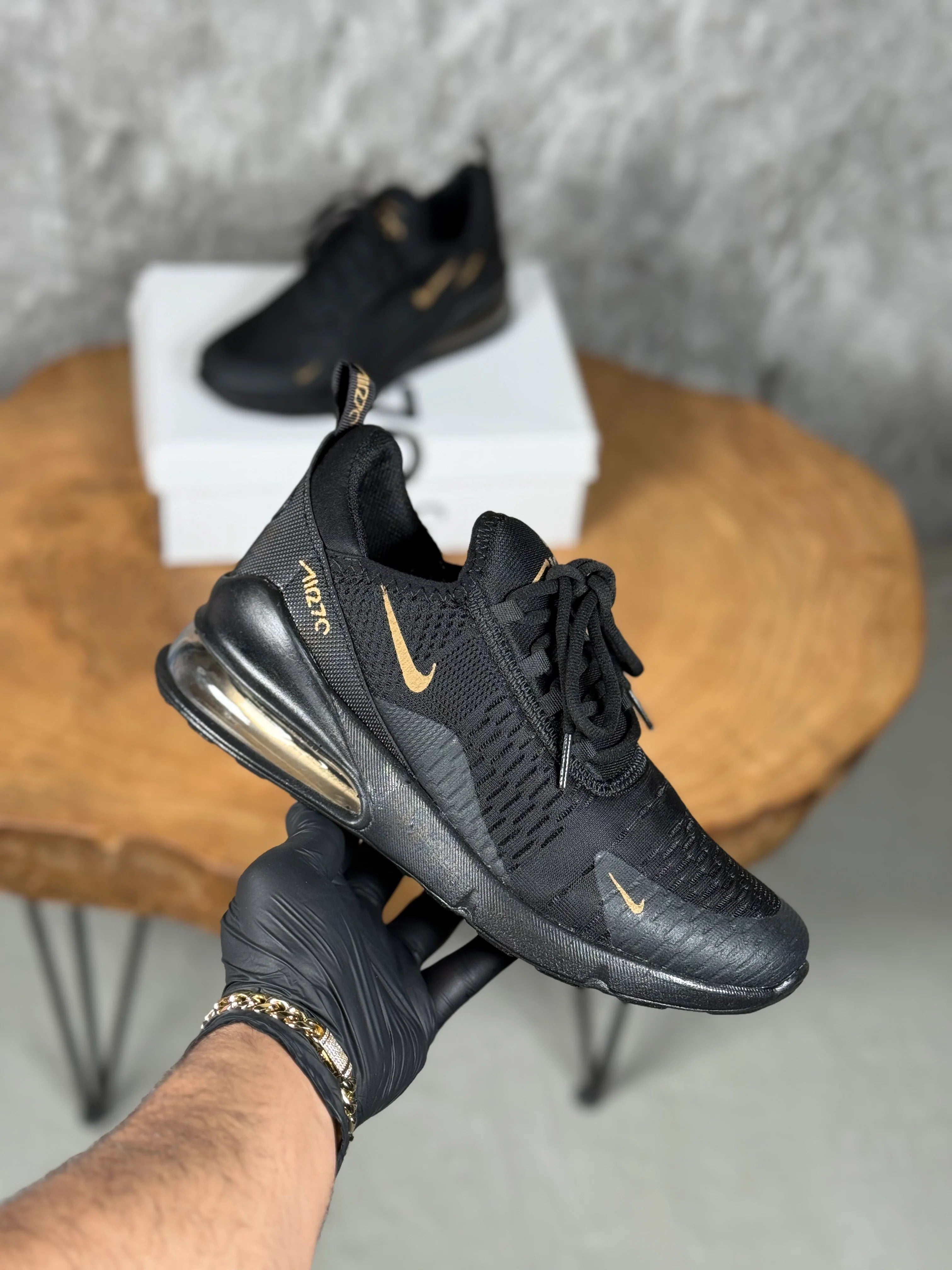 NIKE 270 MODELİ