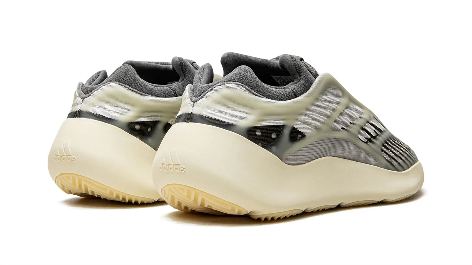 YEEZY 700 V3 Fade Salt