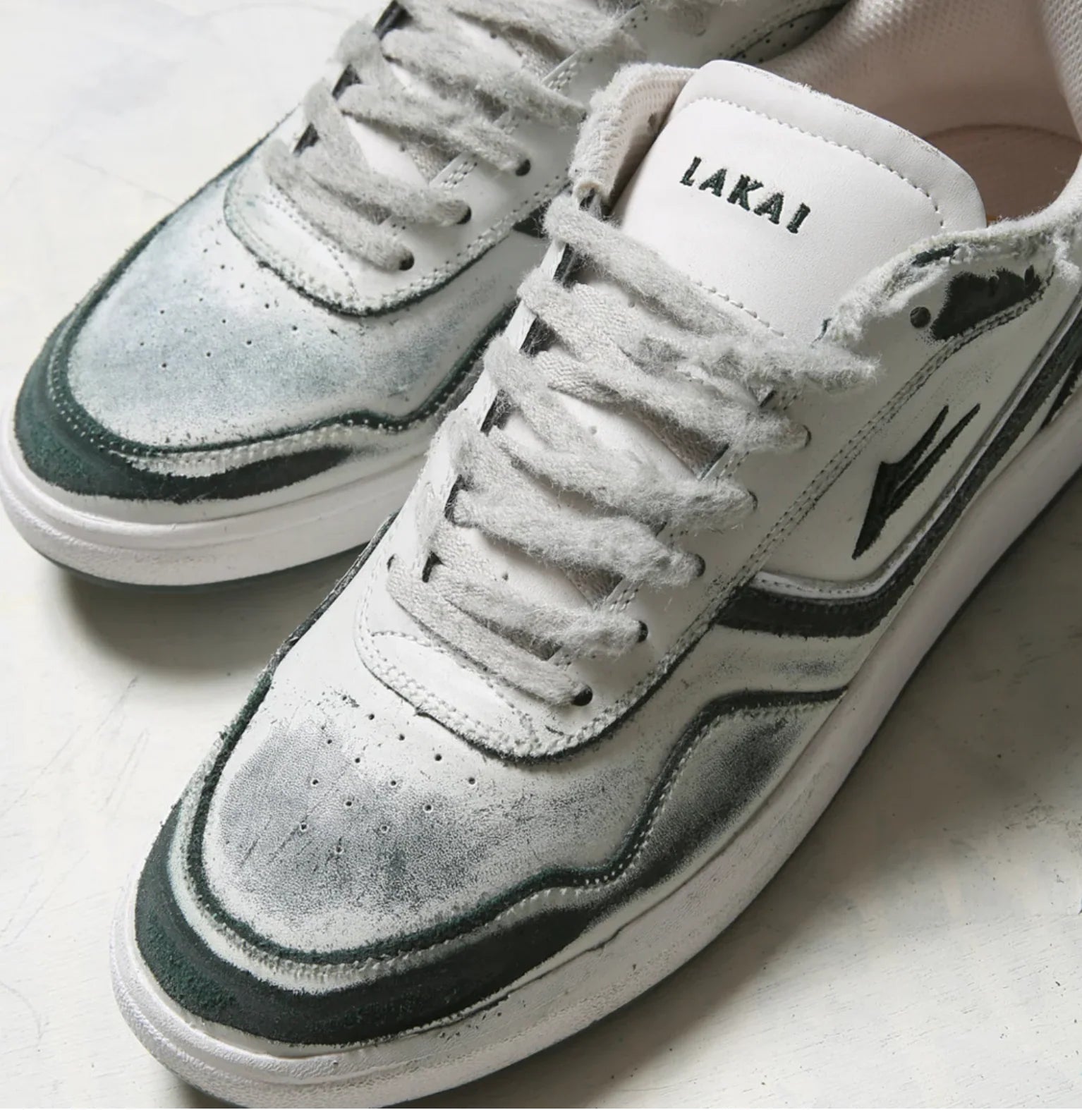Lakai Terrace Cream Pine Leather