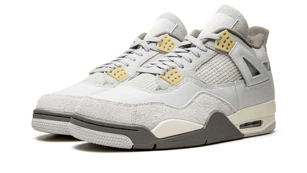 Air Jordan 4 Retro SE Craft Photon Dust