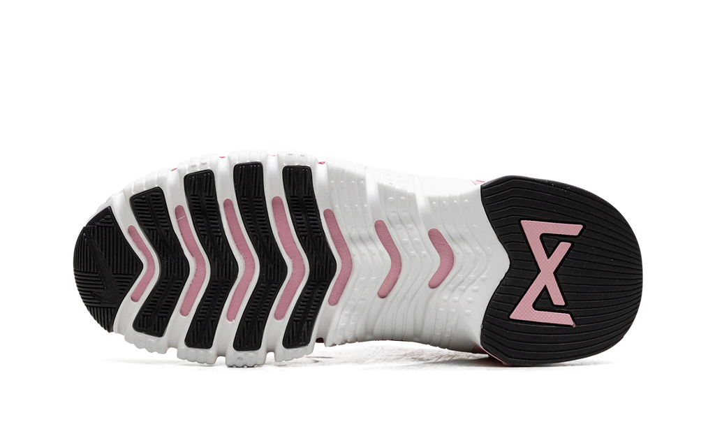 Free Metcon 4 Wmns"Sweet Beet" CZ0596 600