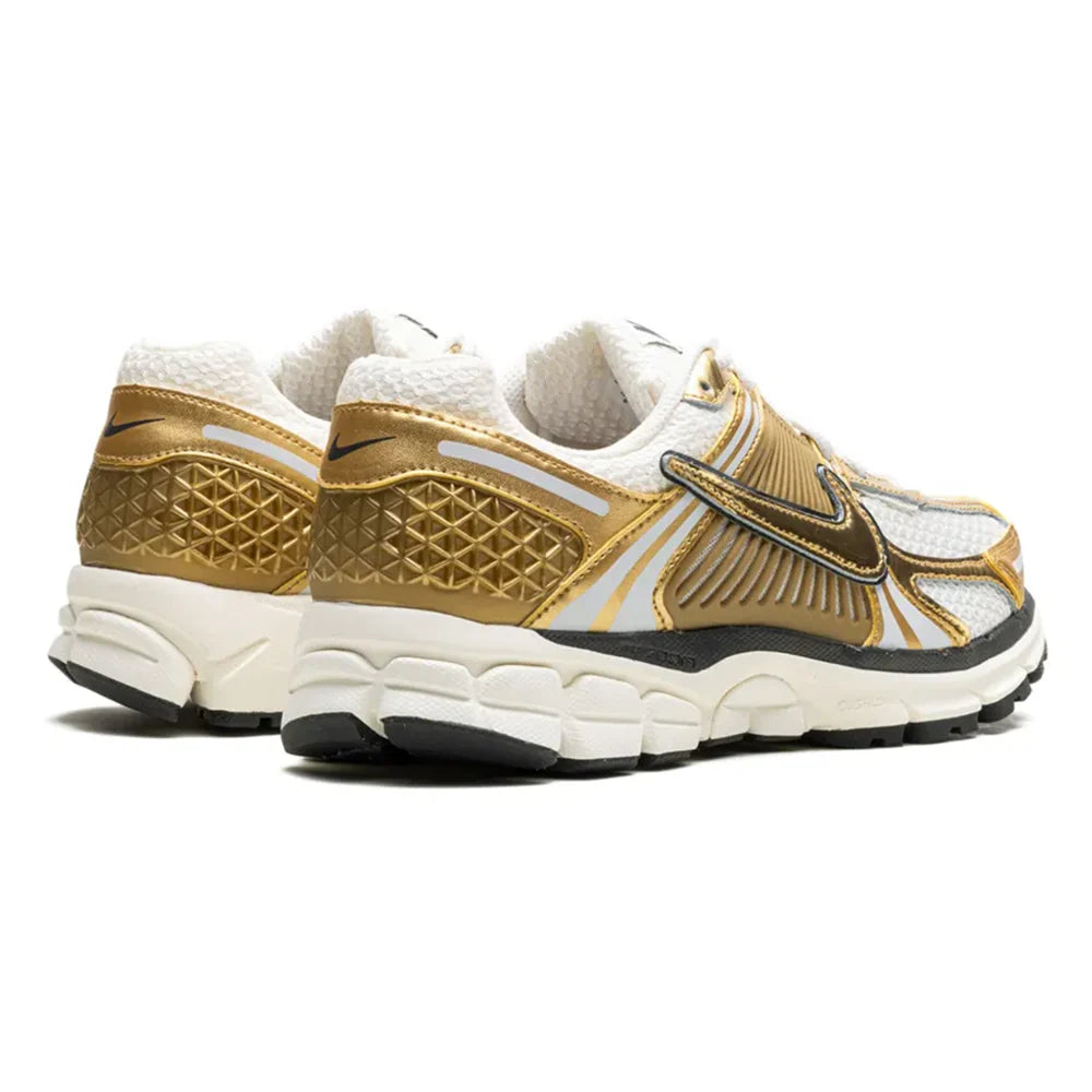 Nike Zoom Vomero 5 Metallic Gold Sneaker