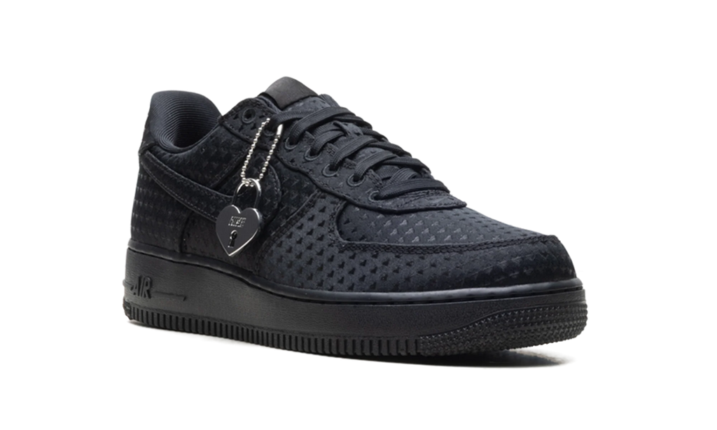 Air Force 1 Low WMNS "Valentine's Day - Triple Black" IQ9965 001