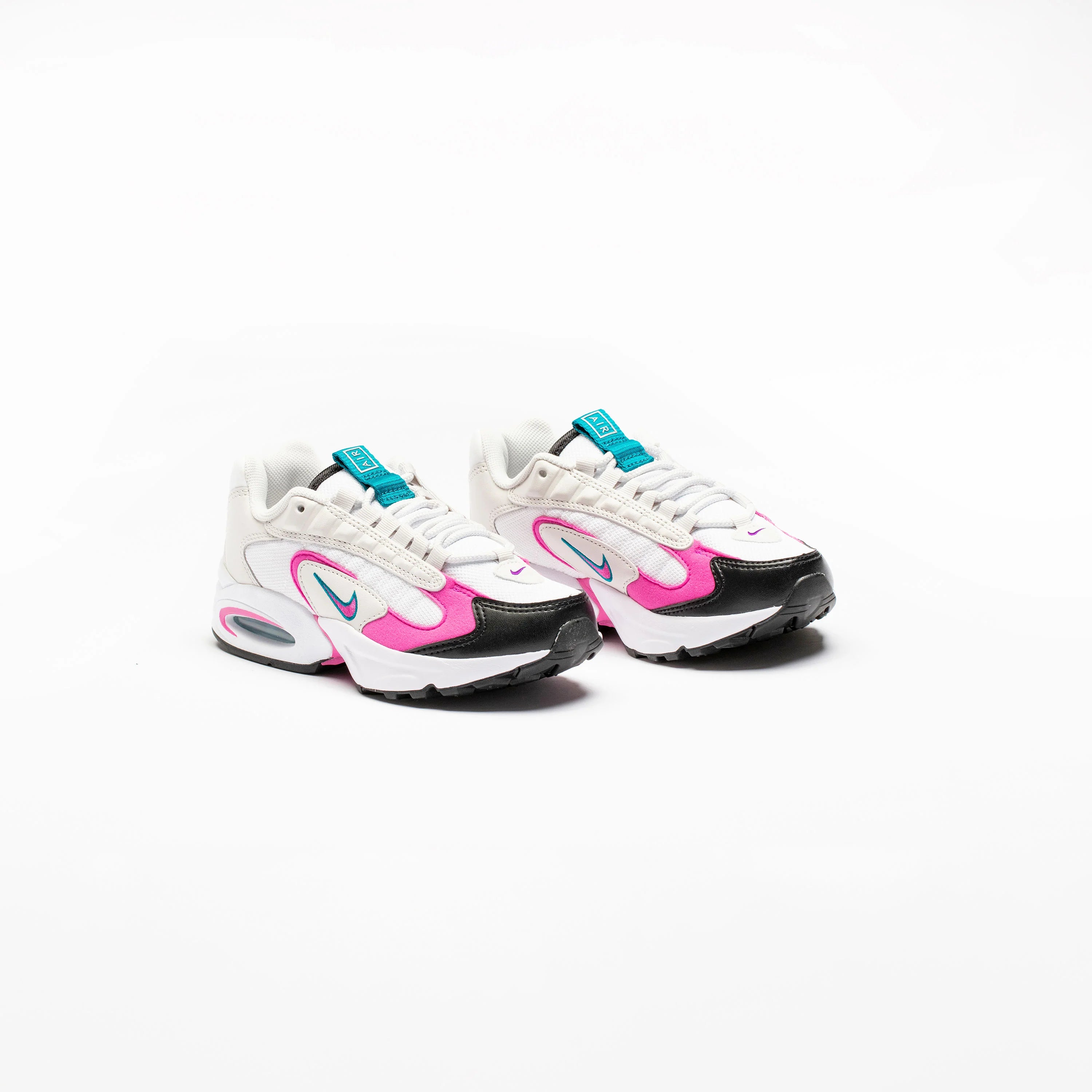 Air Max Triax 96 Womens Lifestyle Shoe White Pink