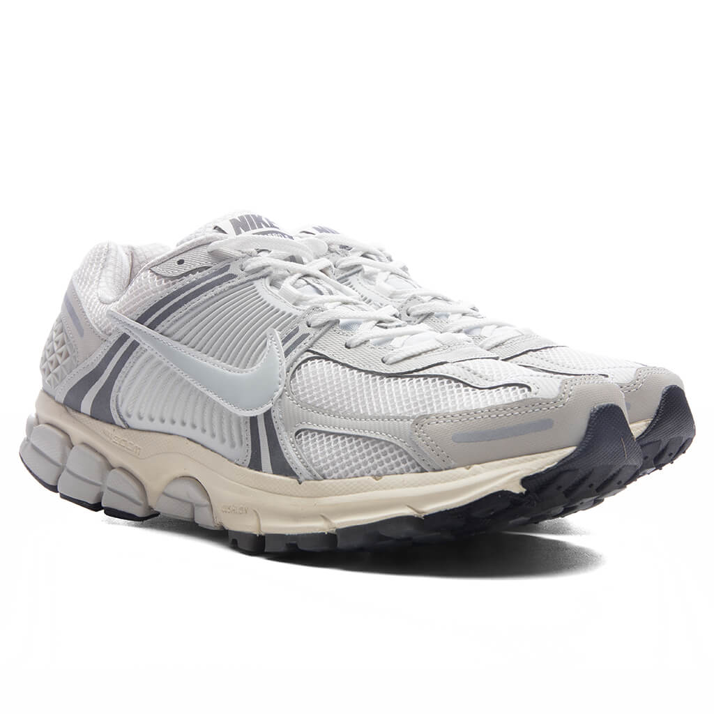 Zoom Vomero 5 SE Platinum Tint Photon Dust Cashmere