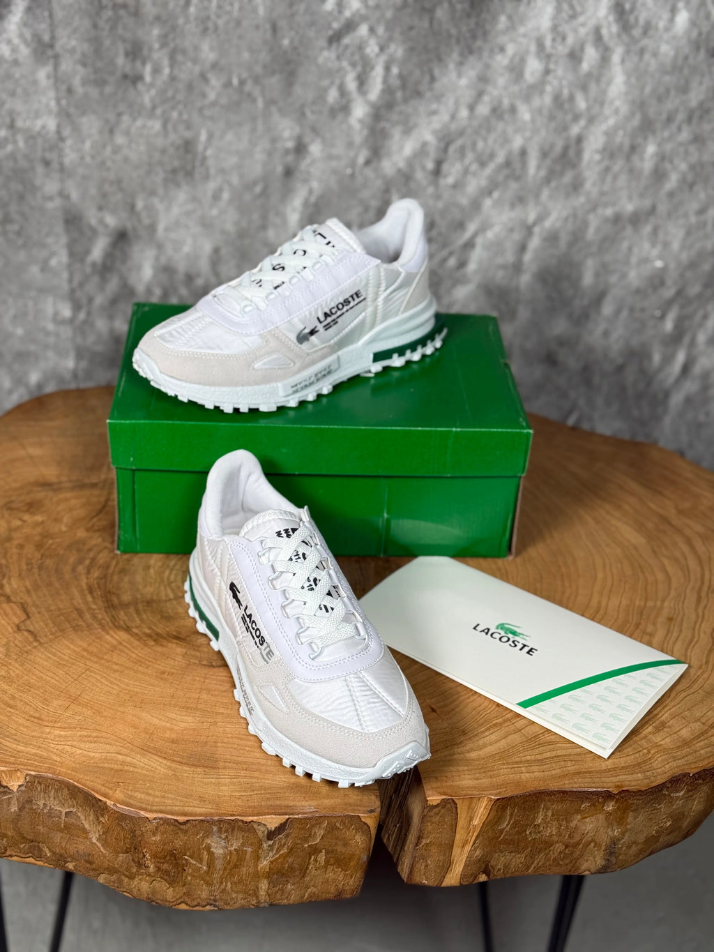 LACOSTE MODEL