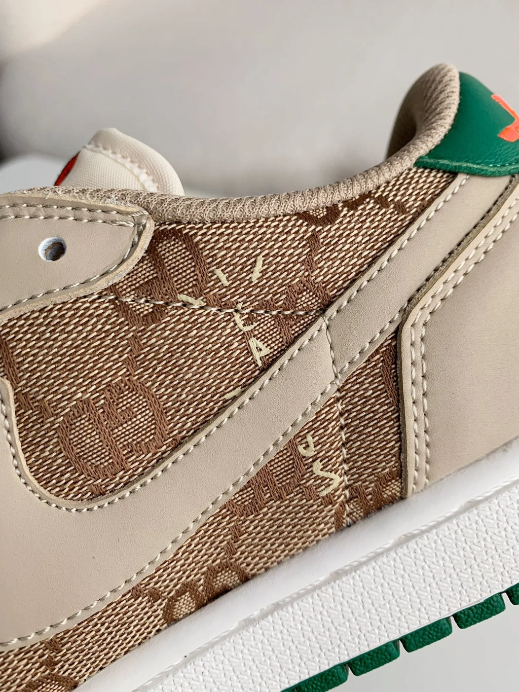 Gucci x Nike Dunk Low Sneaker