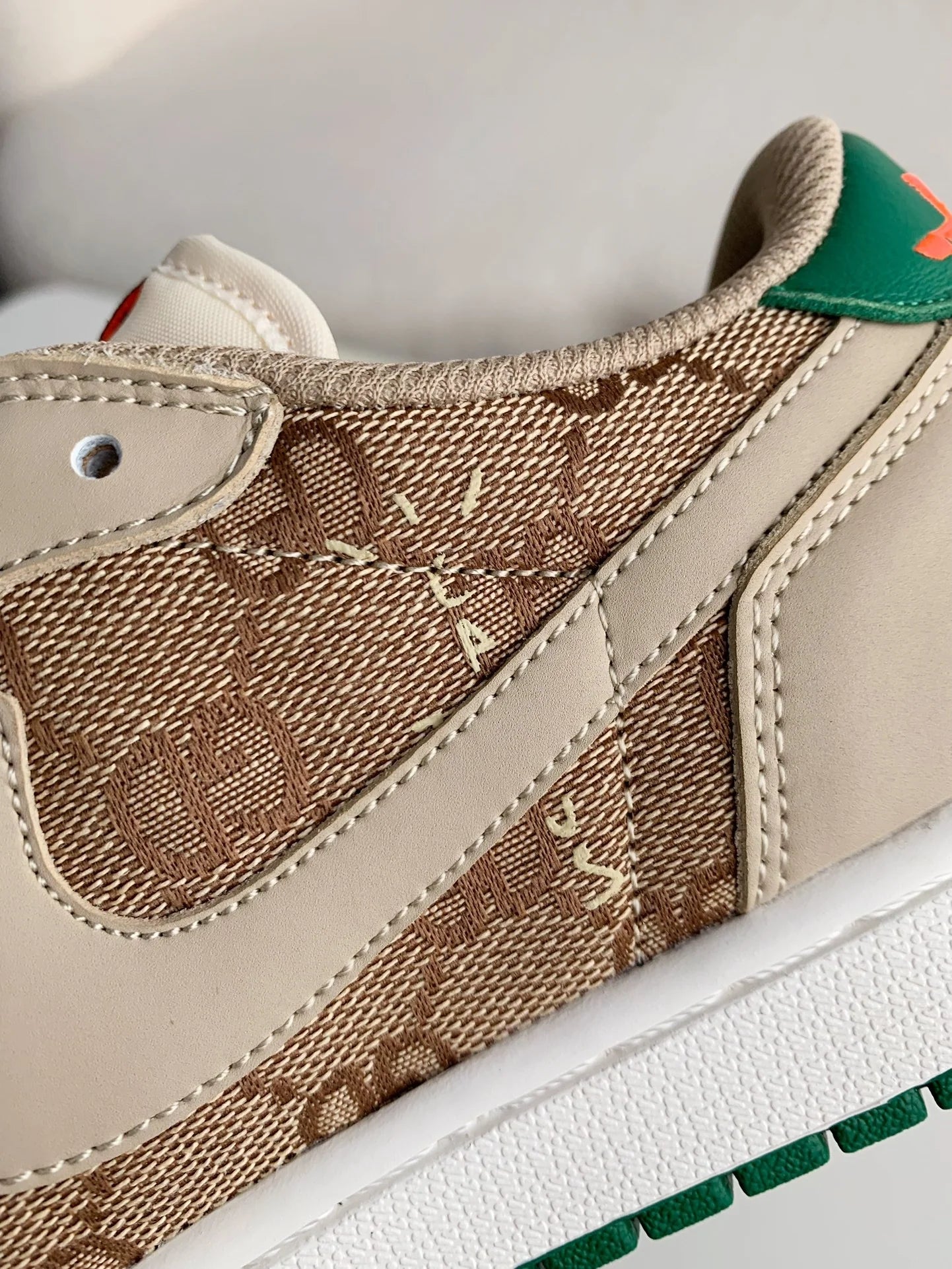 Gucci x Nike Dunk Low Sneaker
